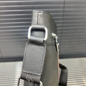 【AT9682】グッチのクラシックなラグジュリーショルダーバッグ - 高級牛革素材、洗練されたデザイン | Gucci Firenze
