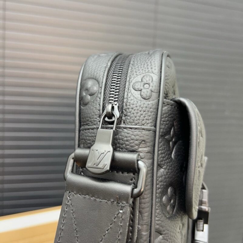 【AT9689】ルイ・ヴィトン モノグラム加工牛革ショルダーバッグ - 優雅な大人のファッションアクセサリー | Louis Vuitton