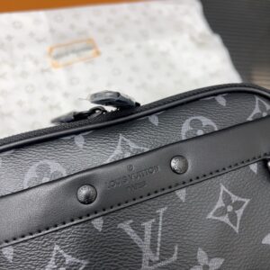 【AT9693】ルイ・ヴィトンのクラシックなモノグラムキャンバスショルダーバッグ | Louis Vuitton Paris