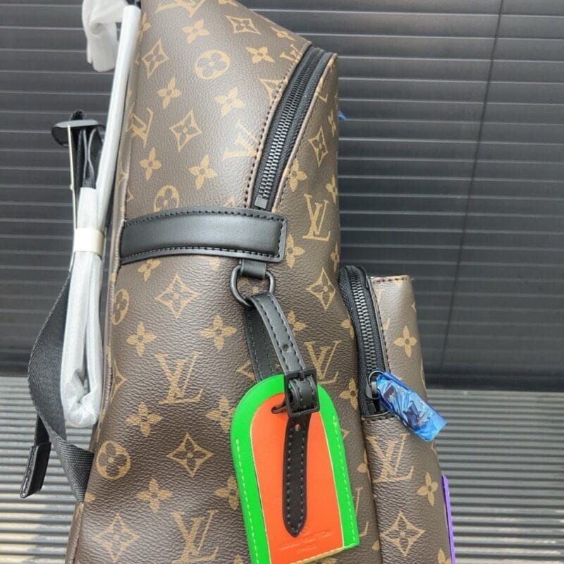 【AT9694】ルイ・ヴィトンのDiscoverリュックサック：ファッションと実用性の完璧な融合 | Louis Vuitton