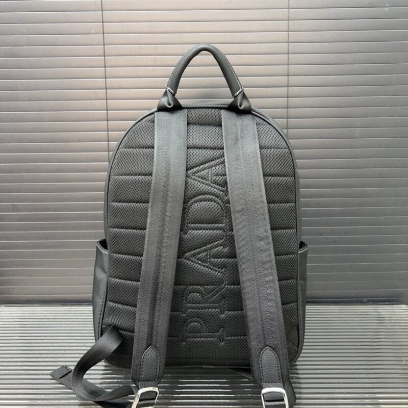 【AT9697】ディオールのサドルシリーズ グレーショルダーバッグ | ビジネスミーティングや都市通勤に最適 | Christian Dior