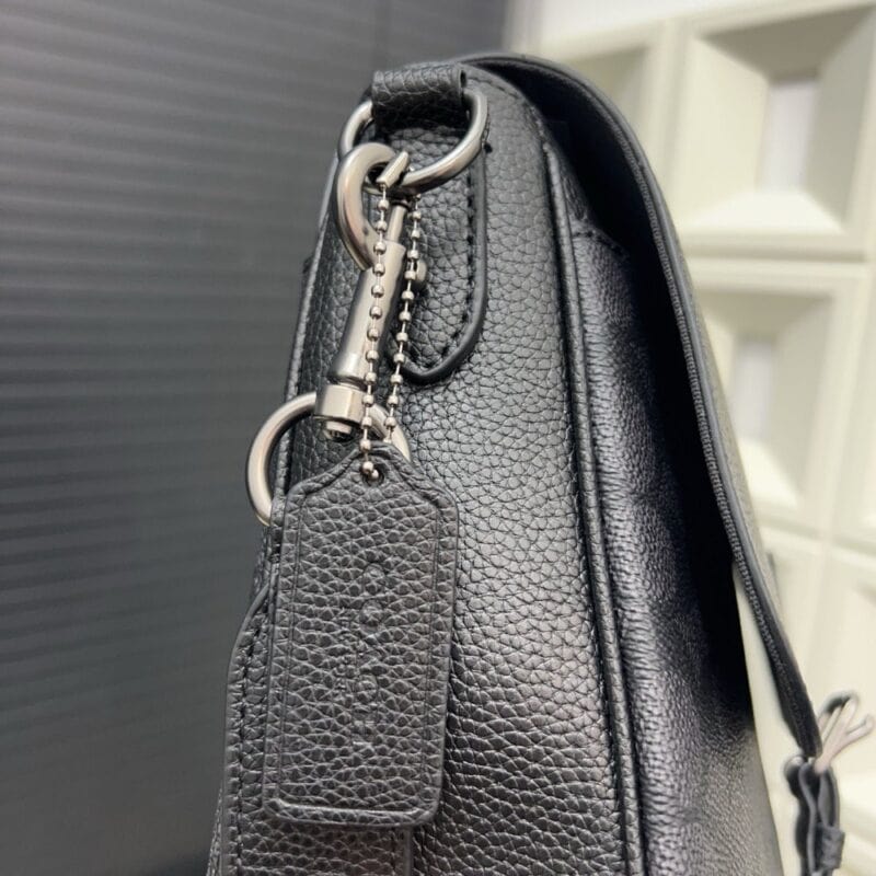 【AT9708】Coach(コーチ)のクラシックLeagueシリーズメッセンジャーバッグ | 都会のエリートスタイルを演出する高級牛革バッグ | Coach New York