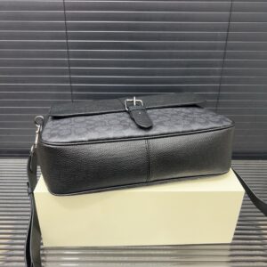【AT9708】Coach(コーチ)のクラシックLeagueシリーズメッセンジャーバッグ | 都会のエリートスタイルを演出する高級牛革バッグ | Coach New York