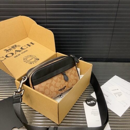 【AT9712】Coach Graham クラシックシグネチャーキャンバスショルダーバッグ | Coach New York