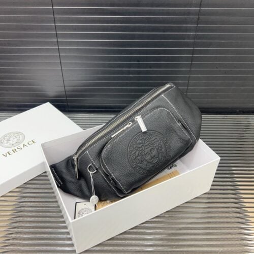 【AT9714】ヴェルサーチ レザーチェストバッグ - 高級牛革製 斜め掛け ファッションアイテム | Versace
