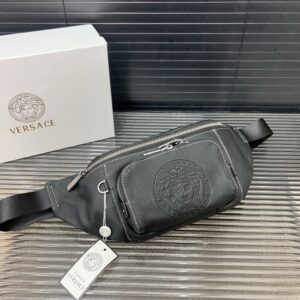 【AT9714】ヴェルサーチ レザーチェストバッグ - 高級牛革製 斜め掛け ファッションアイテム | Versace