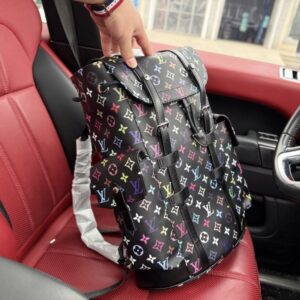 【AT9718】ルイ・ヴィトンのモノグラム柄バックパック - 高級牛革素材とmetallicカラーのデザイン | Louis Vuitton Malletier