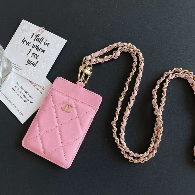 【TS119】シャネルは Chanel ファッションのトレンディなブランドで、高品質のレザーが特徴です