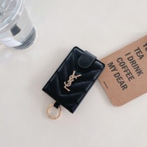 【TS122】イブ・サンローラン Yves Saint Laurent ❤️ ファッション トレンディなブランド 高品質 レディース財布＆カードケース レザーこの文は日本語です。