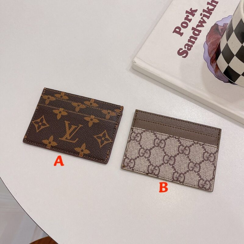 【TS123】ルイ・ヴィトンとグッチは、トレンディなファッションブランドであり、Louis Vuitton GUCCI 高品質のレディース財布やカードケースを提供しています。それらは、レザー素材でできており、人気があります。