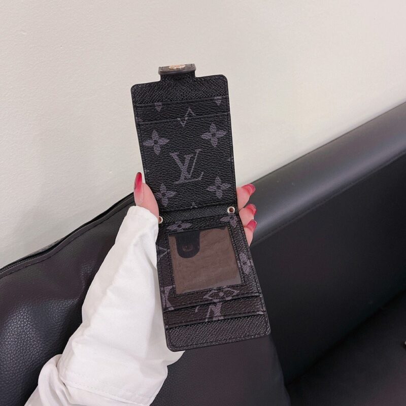 【TS124】ルイ・ヴィトン Louis VuittonとグッチGUCCIは、ファッションのトレンディなブランドであり、高品質のレディース財布＆カードケースを提供しています。これらはレザー製で、人気があります。